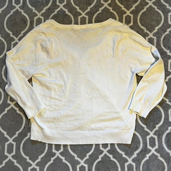 Rue 21 white button-up cardigan with flower accent at the neckline. Size XL. - Picture 4 of 6